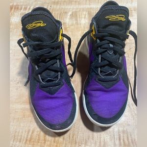 LeBron 18 Low - Black / Fierce Purple / Racer Blue / White - size Men’s size 8